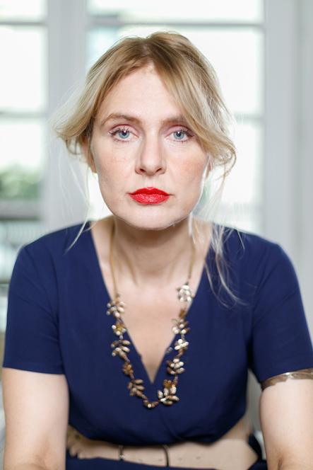 Claudia Ahlering